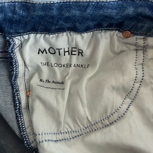 Mother The Looker Ankle Jeans in We the Animals 26 - Picture 10 of 10